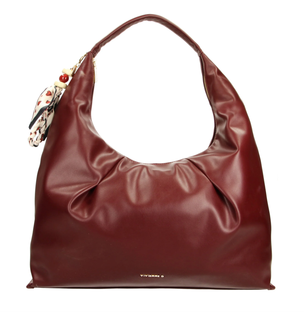 Shopper Carrie Bloom