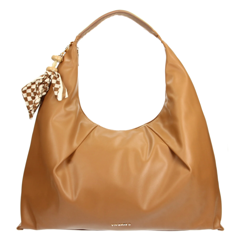 Shopper Carrie Bloom